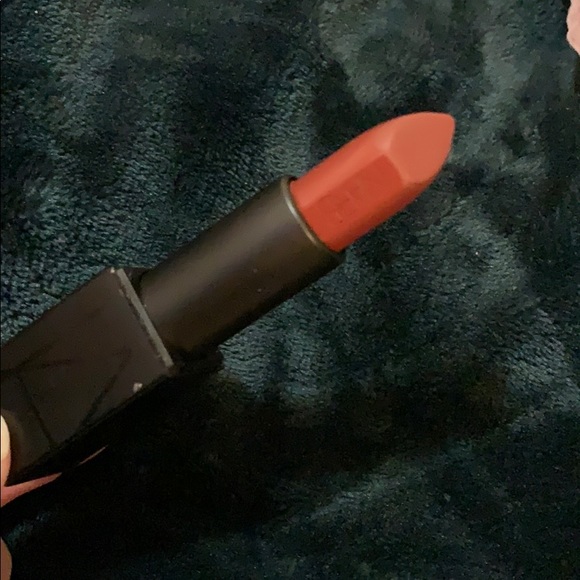 SOLD!! NARS Lipstick Deborah - Picture 1 of 2